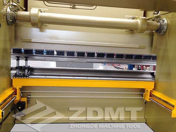 后擋料.jpg 后擋料.jpg