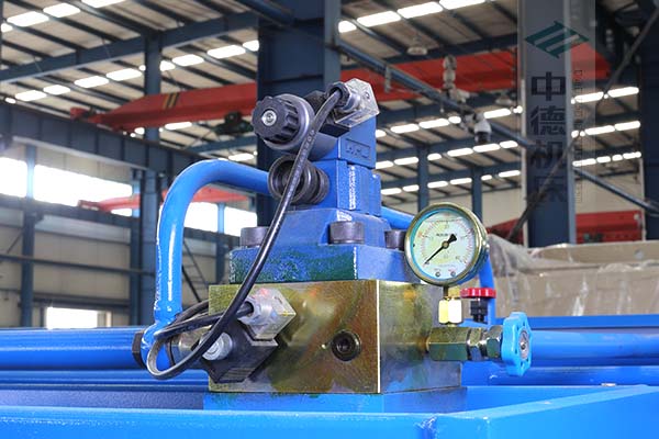 ZDS-2032采用國內(nèi)高品質(zhì)液壓閥,不漏油,無故障,能實(shí)時(shí)顯示油壓,并采用全金屬高壓管連接保證質(zhì)量.jpg ZDS-2032采用國內(nèi)高品質(zhì)液壓閥,不漏油,無故障,能實(shí)時(shí)顯示油壓,并采用全金屬高壓管連接保證質(zhì)量.jpg